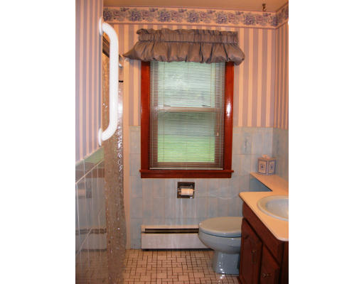 165 Mallowhill Road Springfield, MA 01129 - Photo 8 of 8