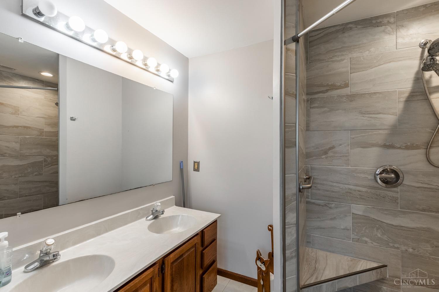 6484 St Road Aurora, IN 47001 - Photo 25 of 49