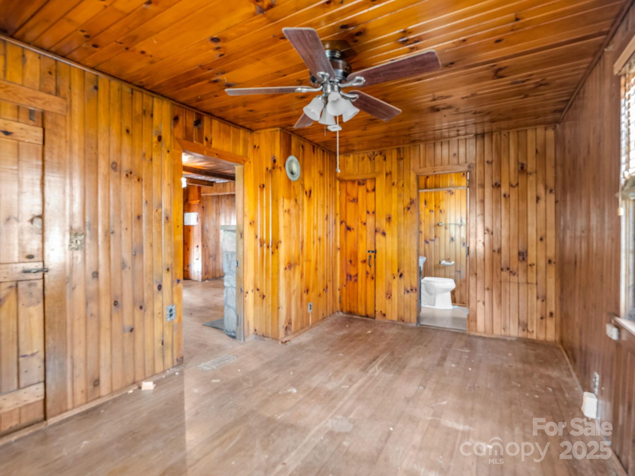 541 Broadway Street Hendersonville, NC 28739 - Photo 26 of 37 a view of an empty room