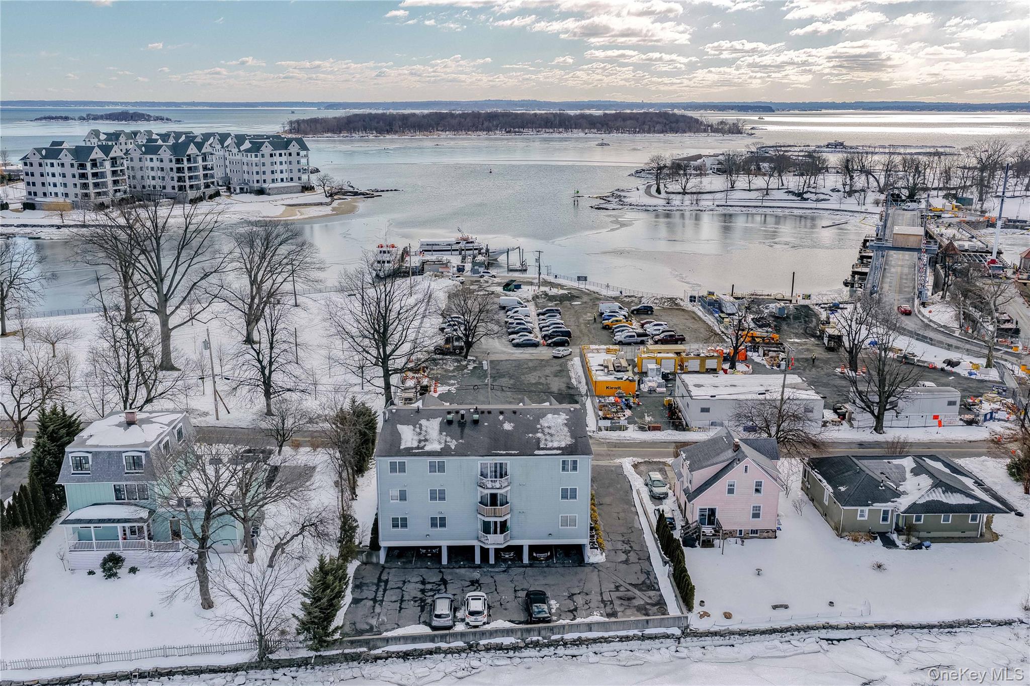 37 Harbor Lane, Unit 2C New Rochelle, NY 10805 - Photo 16 of 17 a view of water and city