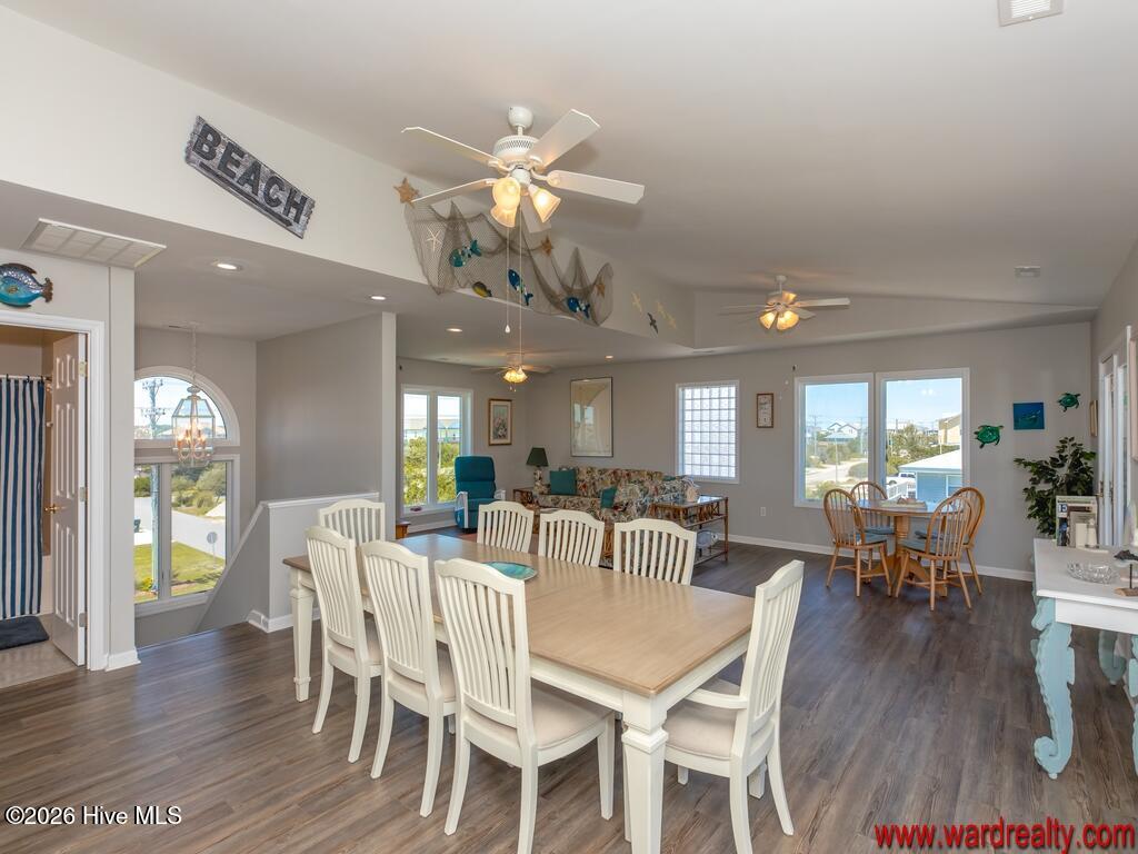 201 South Anderson Boulevard Topsail Beach, NC 28445 - Photo 19 of 32 201 S Anderson 17