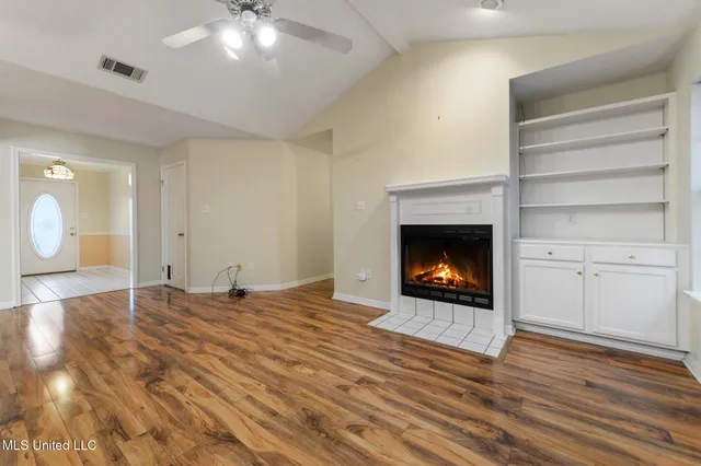 $259,900 | 552 Hanauma Court, Diamondhead, MS 39525