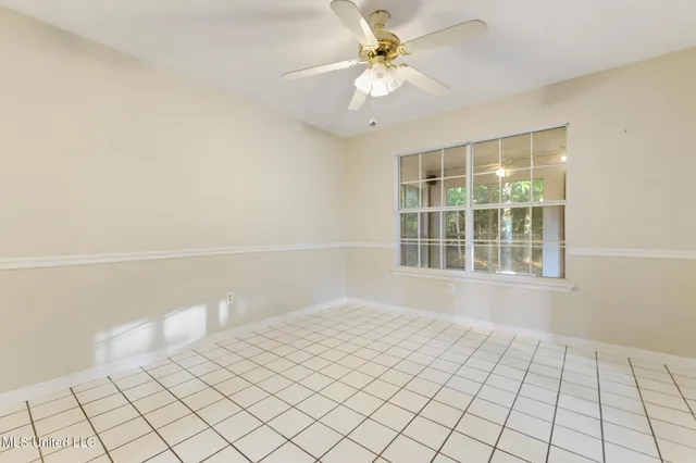 $259,900 | 552 Hanauma Court, Diamondhead, MS 39525