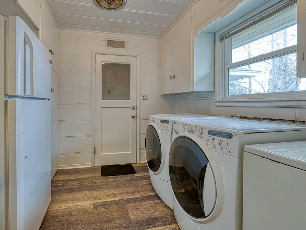 425 West 1st Street Merrill, OR 97633 - Photo 19 of 38 Polk St. Laundry Room