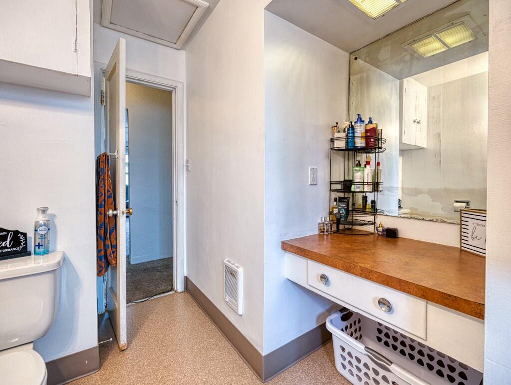 425 West 1st Street Merrill, OR 97633 - Photo 10 of 38 Polk St. Bathroom