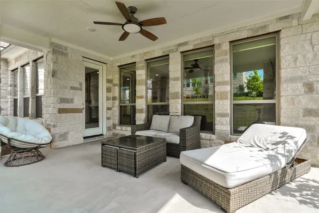 $875,000 | 720 Rawson Bend, Austin, TX 78738