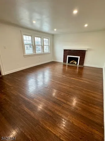 $3,850 | 8 Plymouth Street, Fairfield, NJ 07004