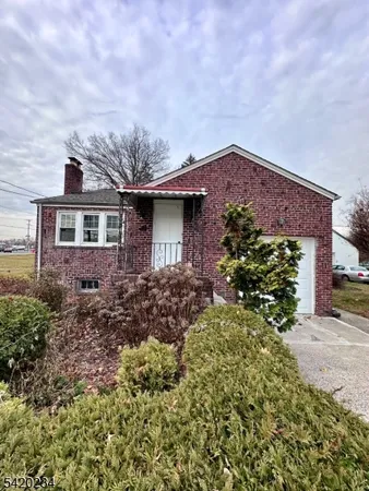 $3,850 | 8 Plymouth Street, Fairfield, NJ 07004