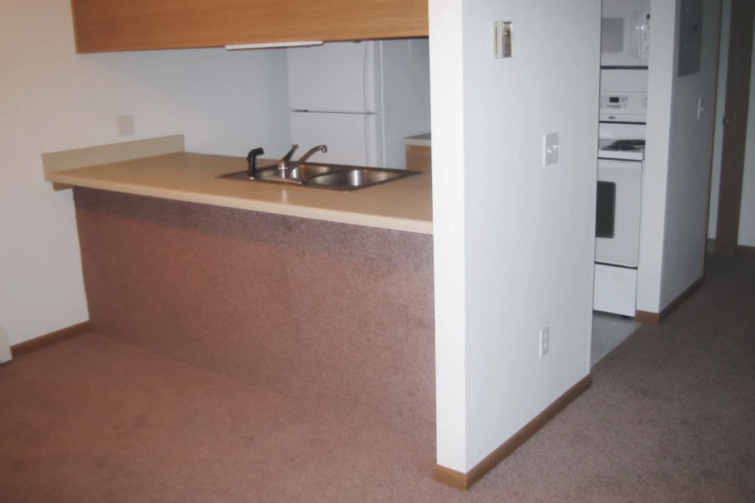 375 North Street Yale, MI 48097 - Photo 6 of 12