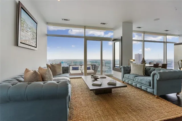 $520,000 | 45 Ivan Allen Jr Boulevard Northwest, Unit 2203, Atlanta, GA 30308