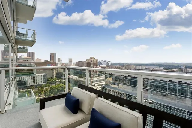 $520,000 | 45 Ivan Allen Jr Boulevard Northwest, Unit 2203, Atlanta, GA 30308