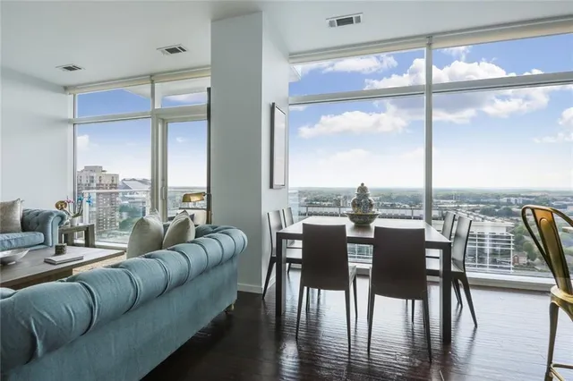 $520,000 | 45 Ivan Allen Jr Boulevard Northwest, Unit 2203, Atlanta, GA 30308