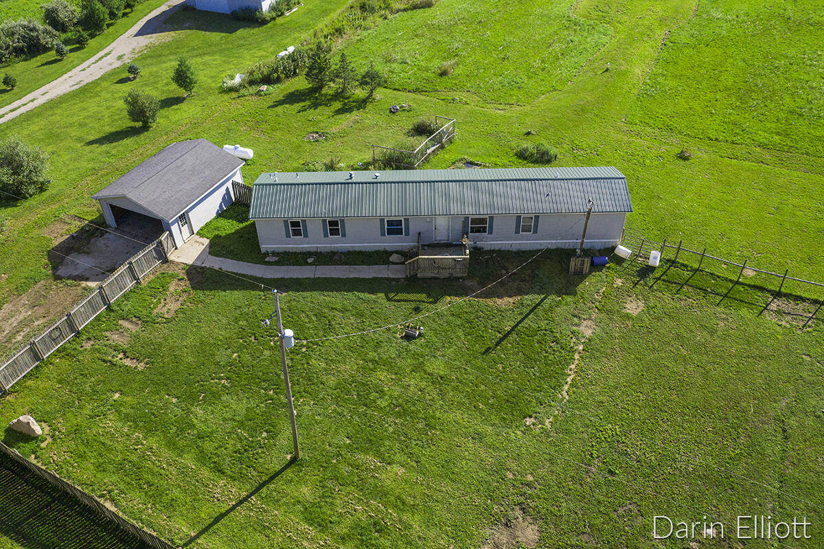 6350 Stedman Road Fenwick, MI 48834 - Photo 23 of 24 IMG_1019