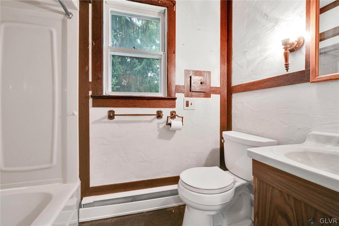 28 Werley Road Allentown, PA 18104 - Photo 13 of 32 Gallery Image 13