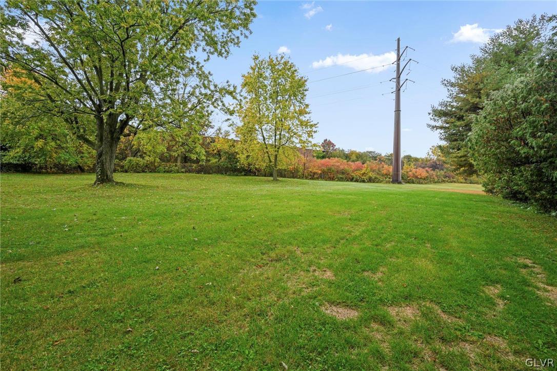 28 Werley Road Allentown, PA 18104 - Photo 27 of 32 Gallery Image 27