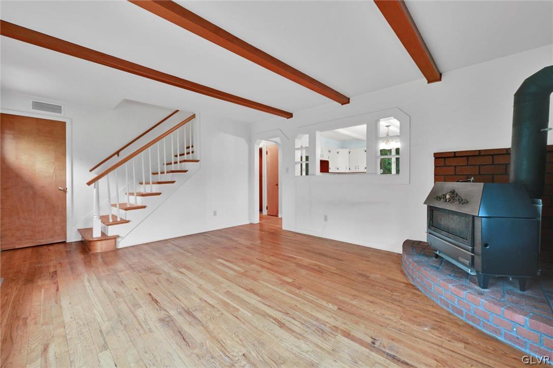 28 Werley Road Allentown, PA 18104 - Photo 5 of 32 Gallery Image 5