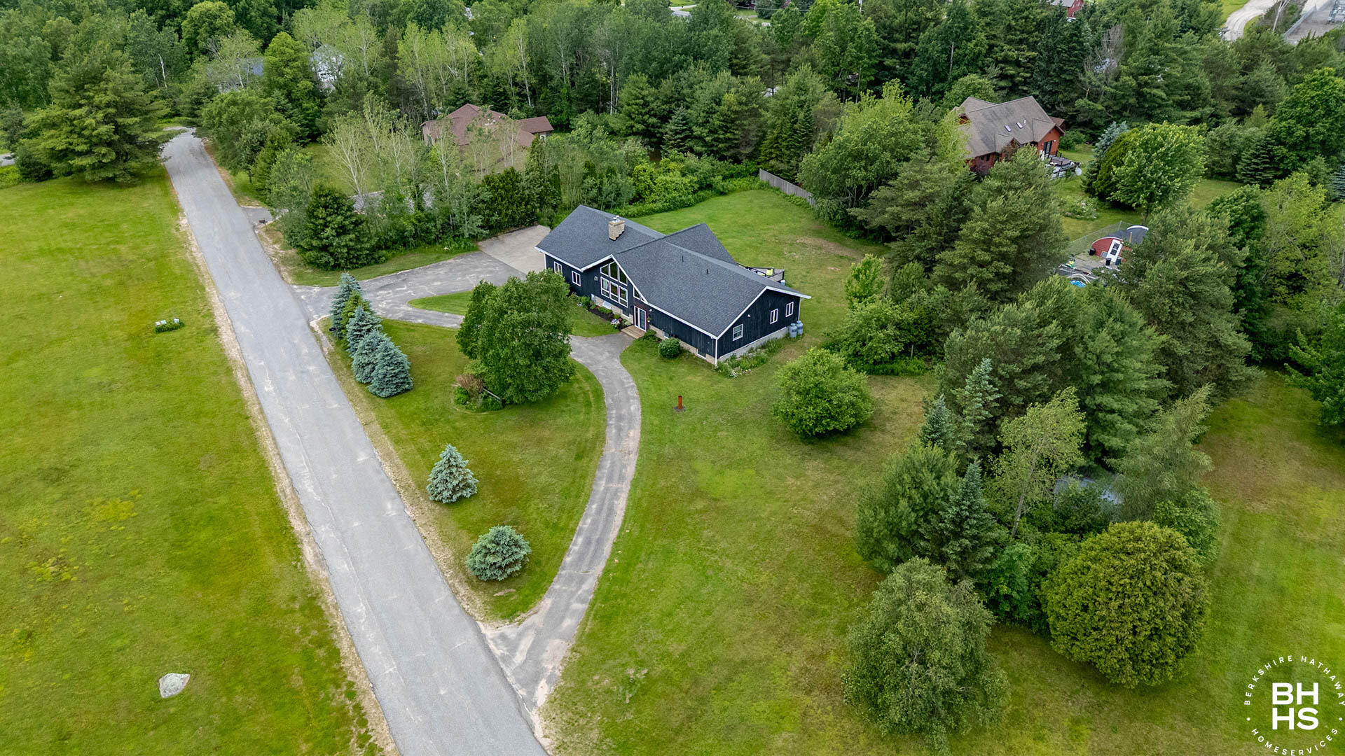 13 Meadow Road Saranac Lake, NY 12983 - Photo 43 of 51