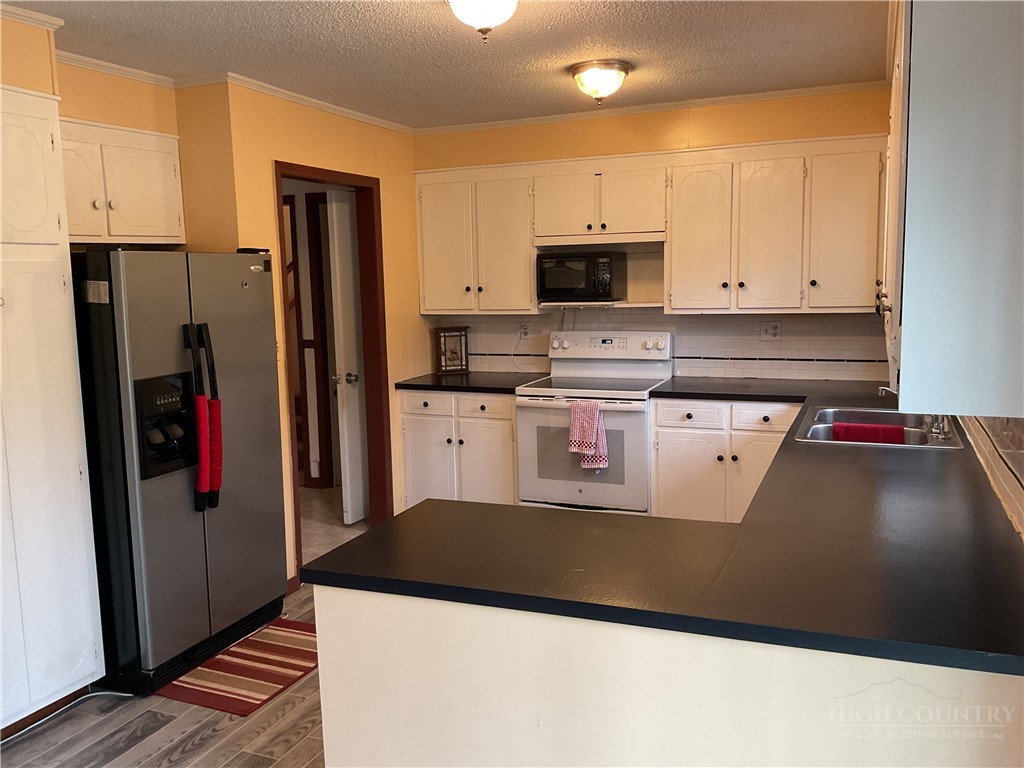 3162 Chestnut Grove Church Road Sparta, NC 28675 - Photo 12 of 48