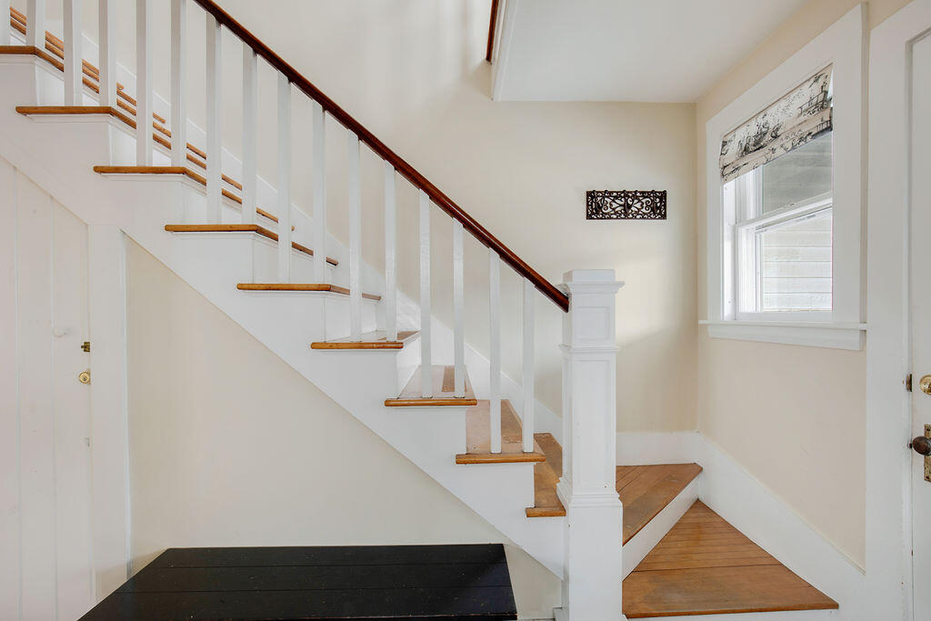 25 Shore Road, Unit A Ogunquit, ME 03907 - Photo 23 of 41