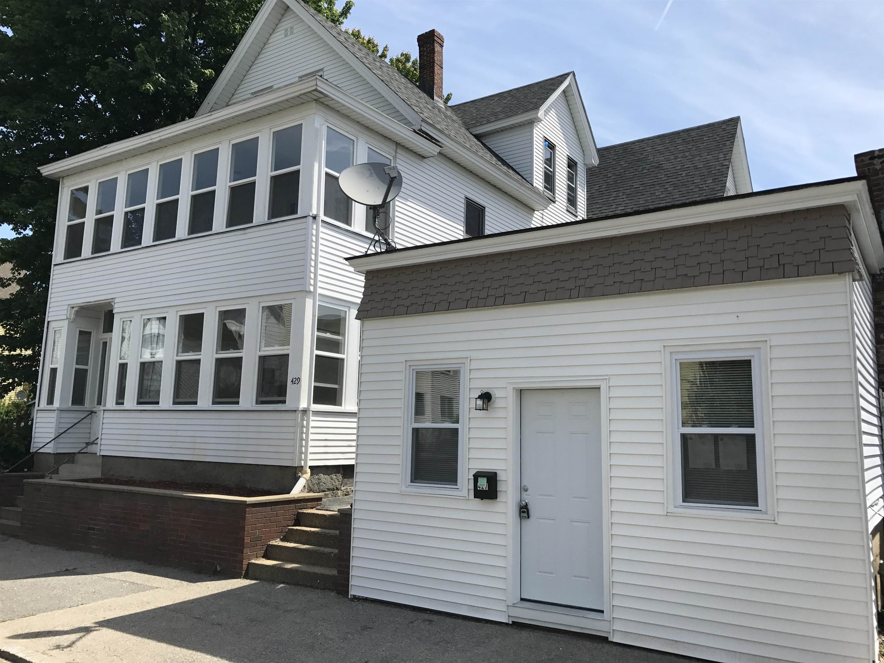 429 Cartier Street Manchester, NH 03102 - Photo 1 of 9