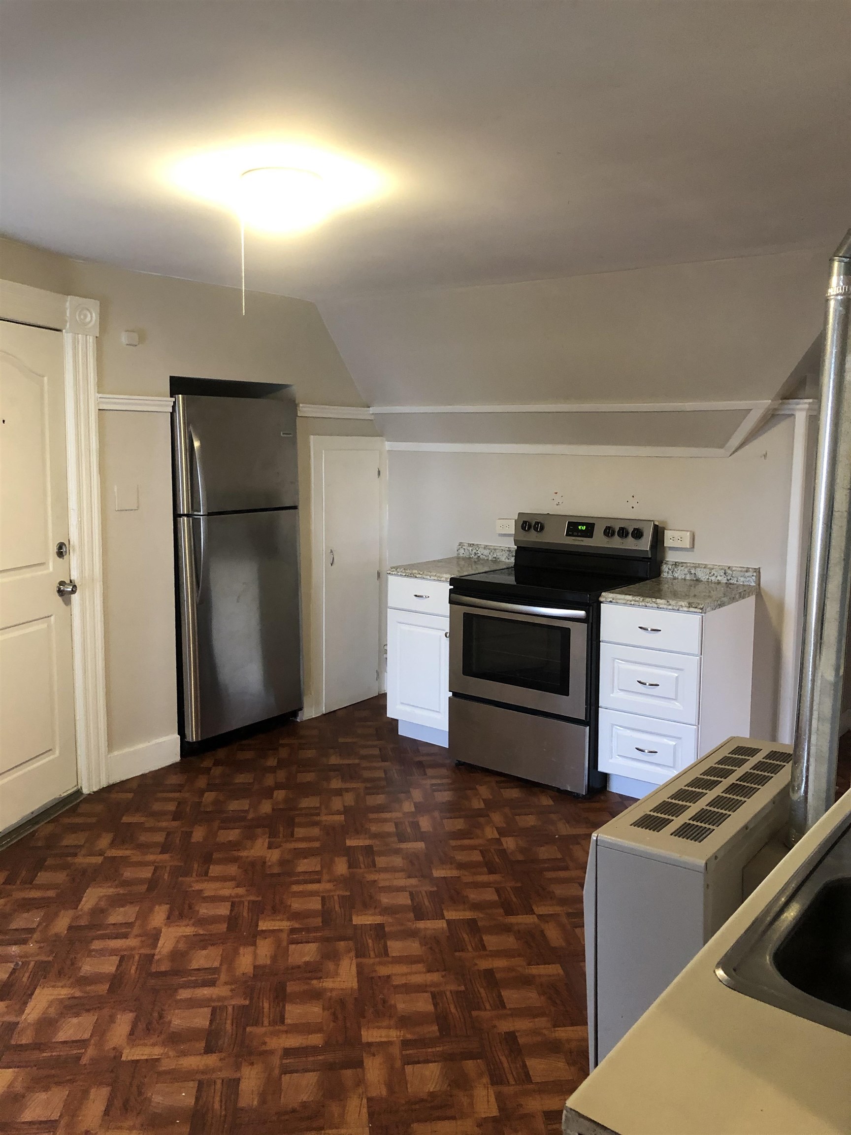 429 Cartier Street Manchester, NH 03102 - Photo 6 of 9