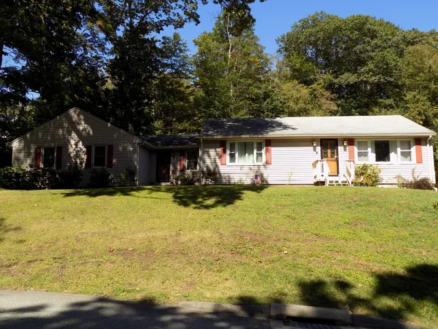 $240,000 | 84 Machine Shop Hill Road, Windham, CT 06266