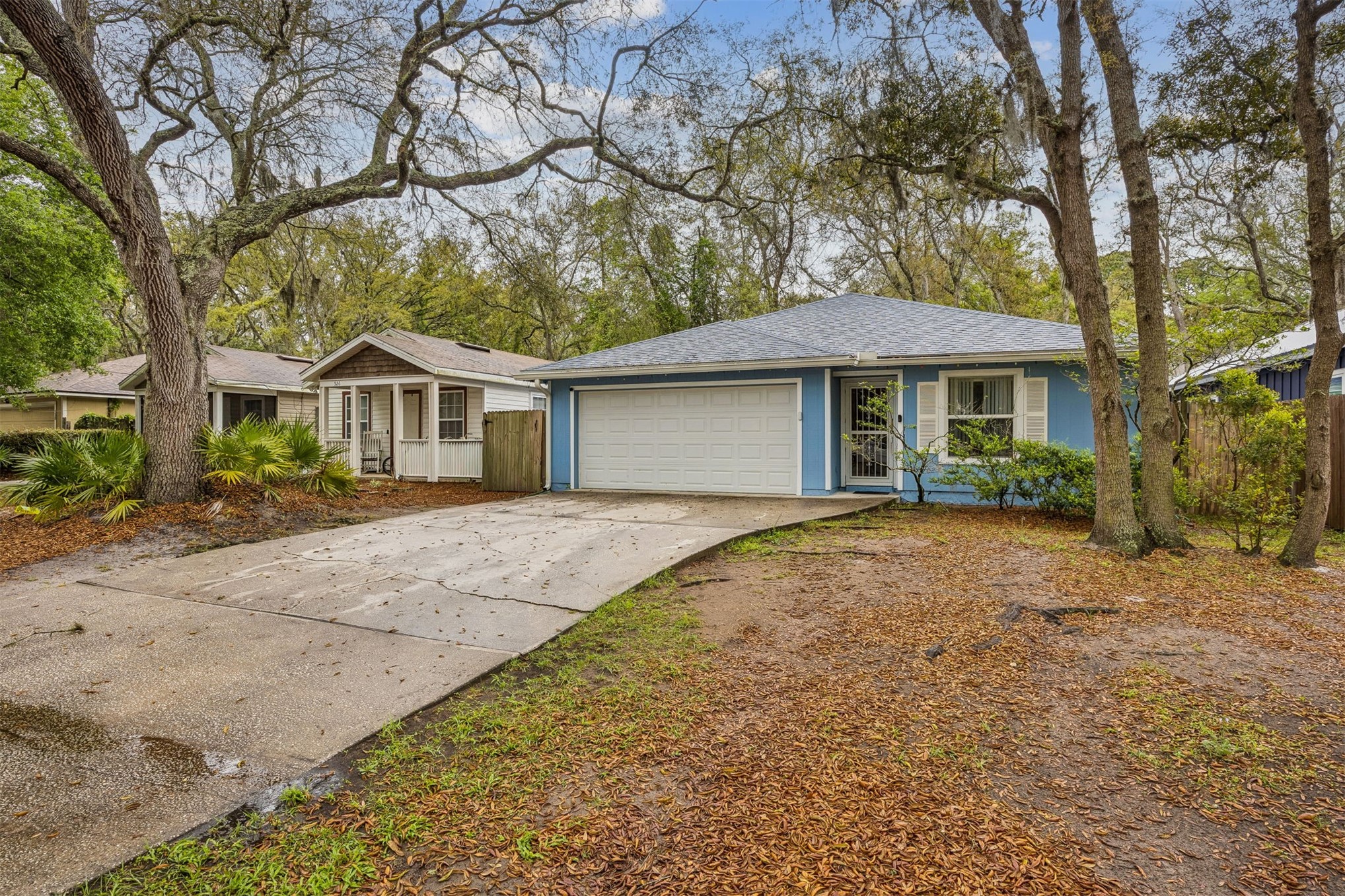 528 South 13th Terrace Fernandina Beach, FL 32034 - Photo 2 of 27