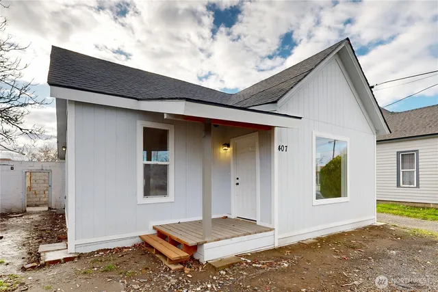 a backyard of a house