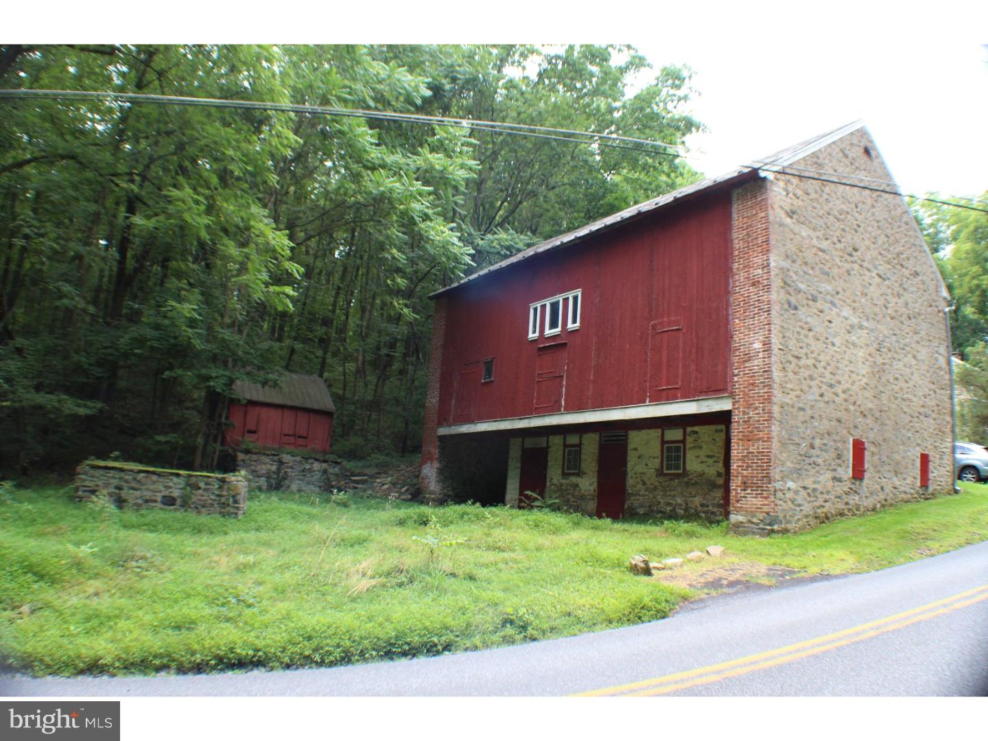 1260 Ritters Road Reading, PA 19606 - Photo 10 of 25 Gallery Image 10