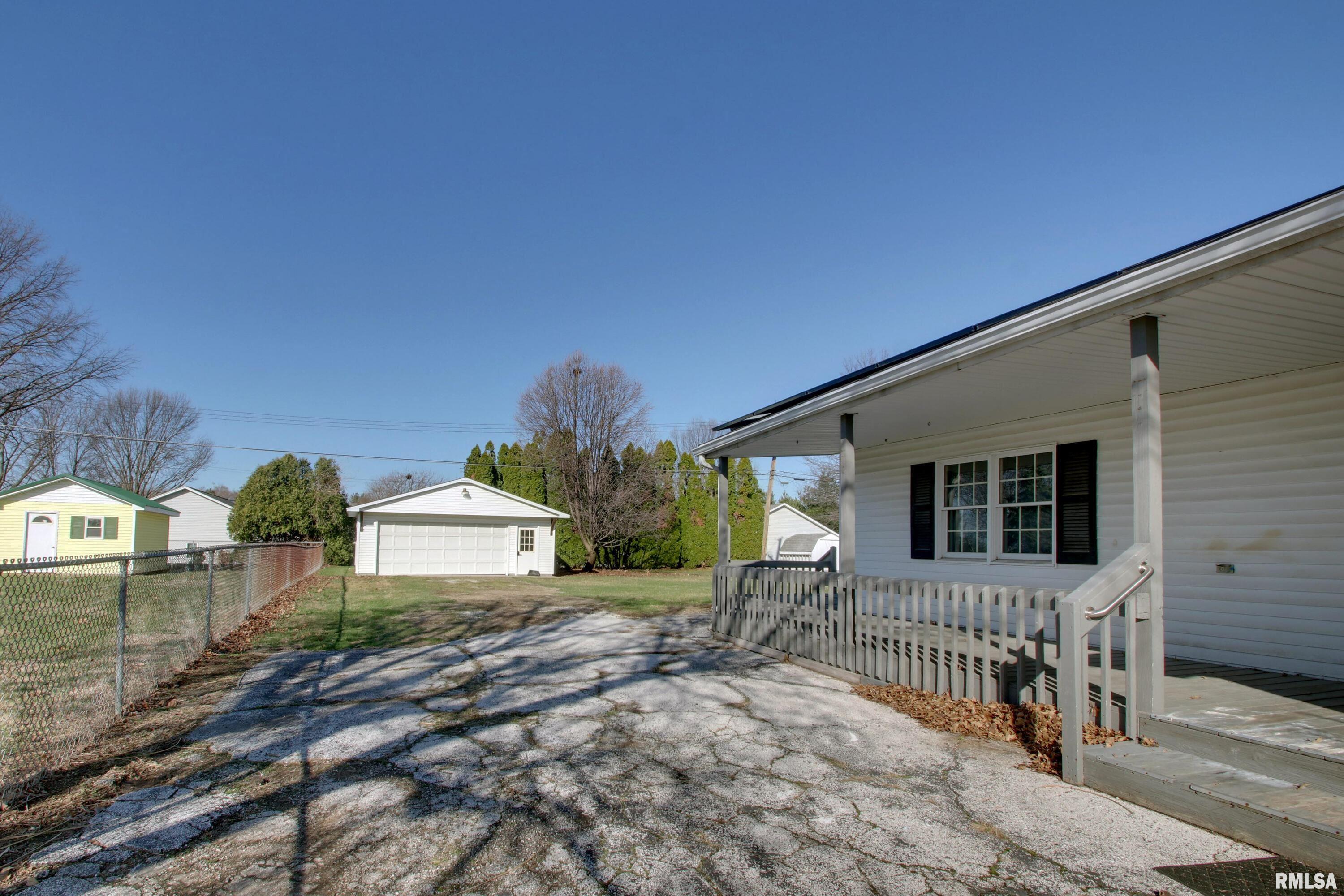 2901 Riverside Terrace Quincy, IL 62305 - Photo 24 of 27