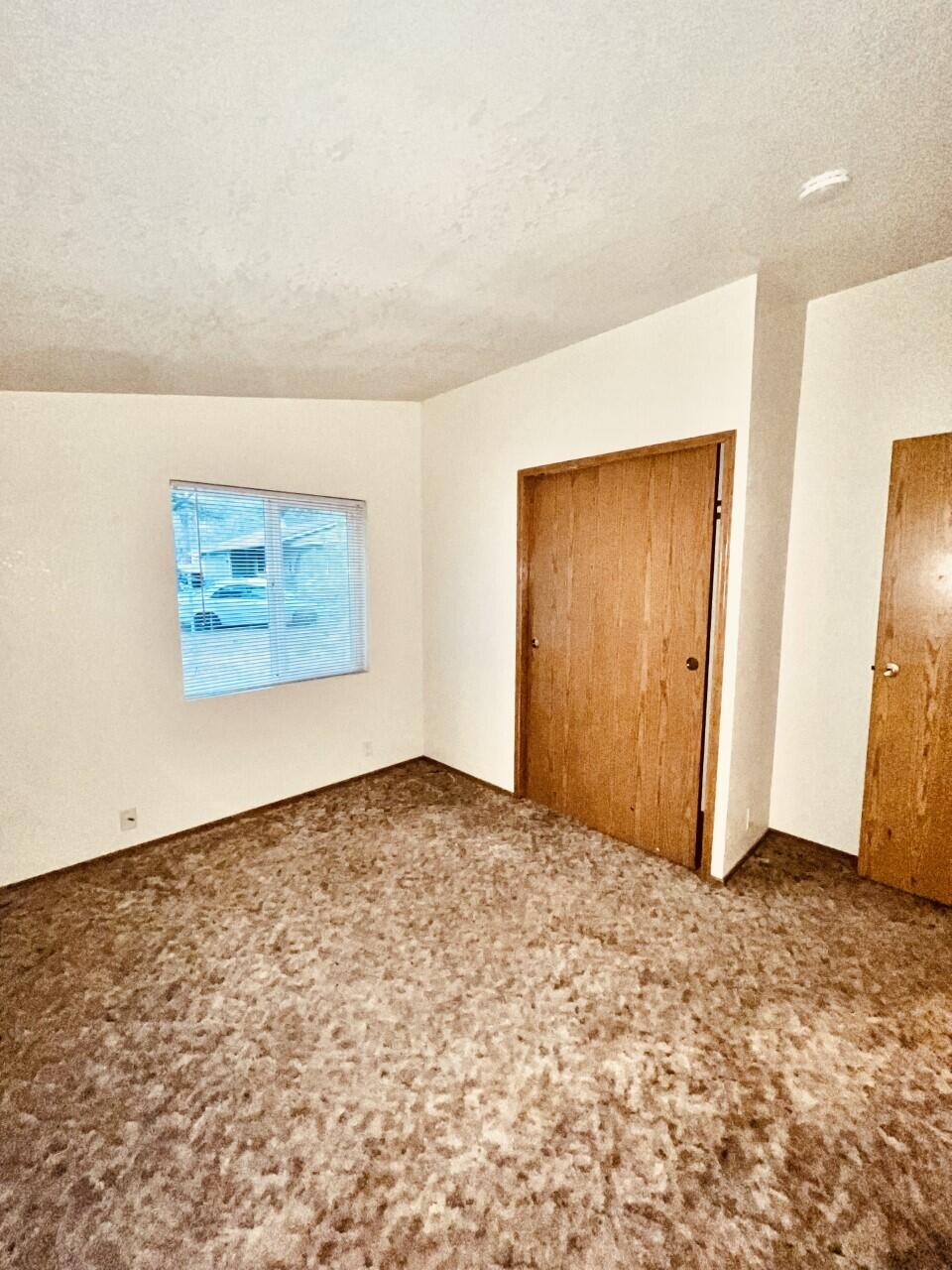 19002 Baker Road Bend, OR 97702 - Photo 11 of 18 Bed 1