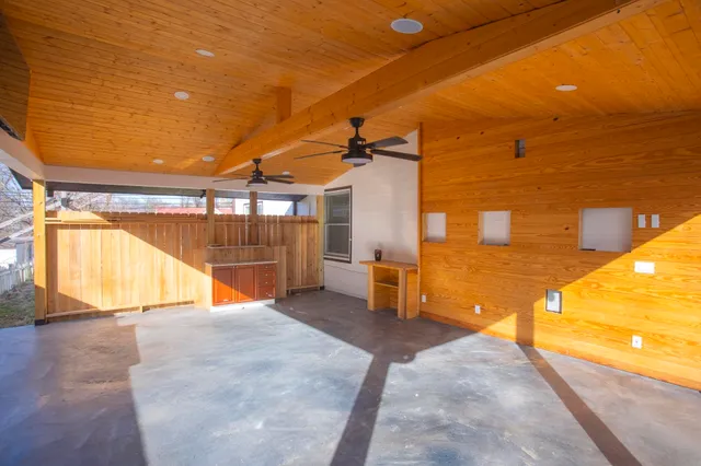 $599,900 | 239 East Bledsoe Street, Gallatin, TN 37066