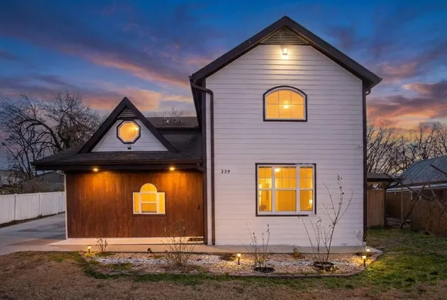 $599,900 | 239 East Bledsoe Street, Gallatin, TN 37066