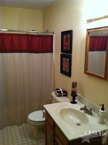 3940 Plymouth Road Fort Wayne, IN 46815 - Photo 14 of 28 Gallery Image 14
