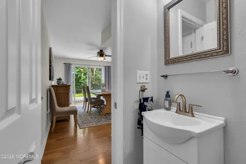 $575,000 | 1466 Arapaho Court, Toms River, NJ 08755