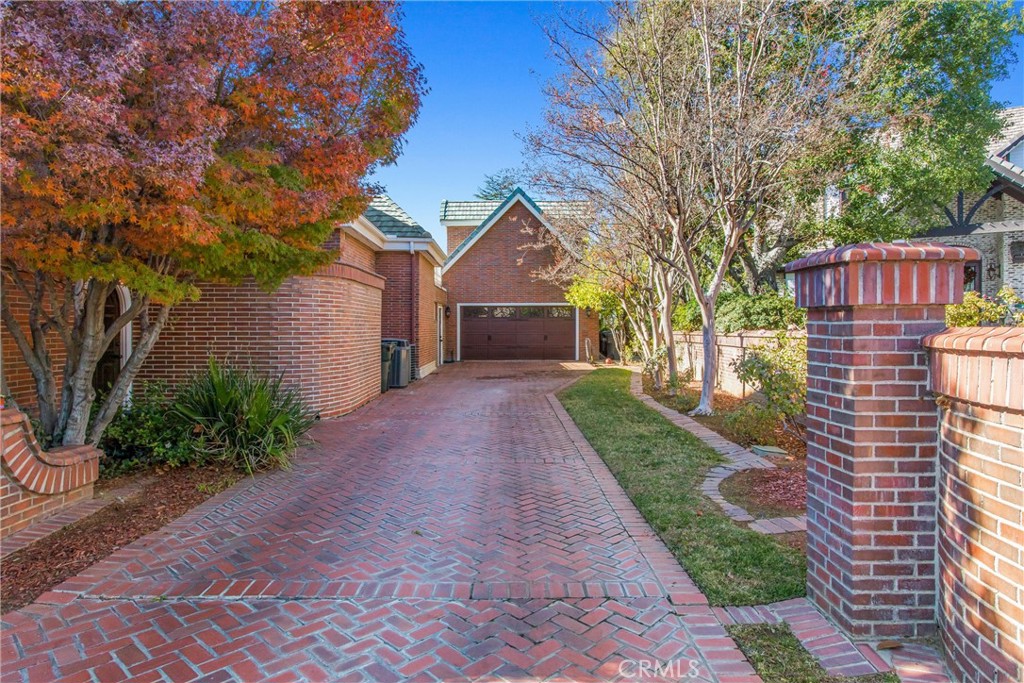 1608 Smiley Ridge Redlands, CA 92373 - Photo 4 of 20