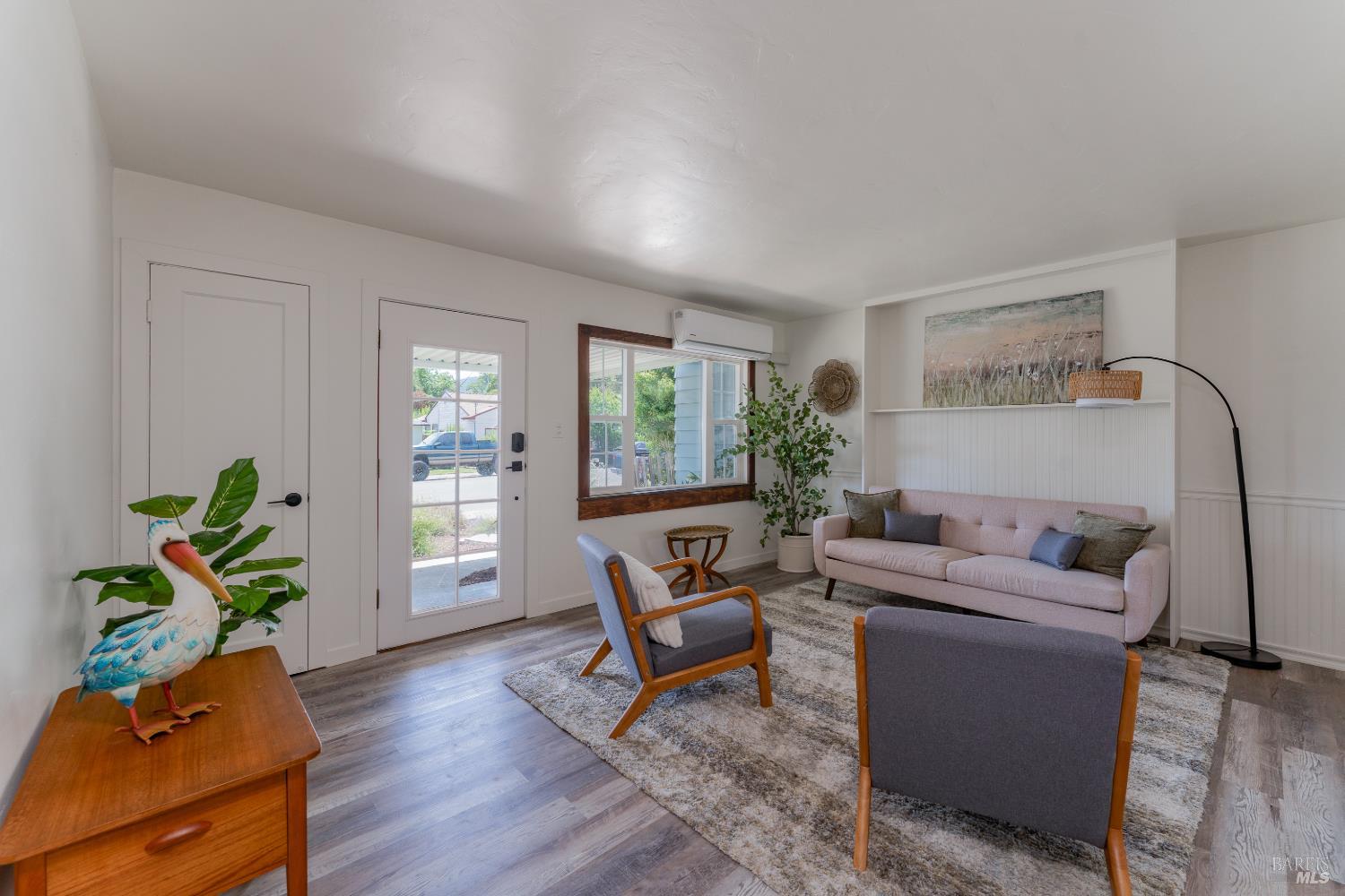 262 Magnolia Street Ukiah, CA 95482 - Photo 5 of 34 a living room with furniture and wooden floor