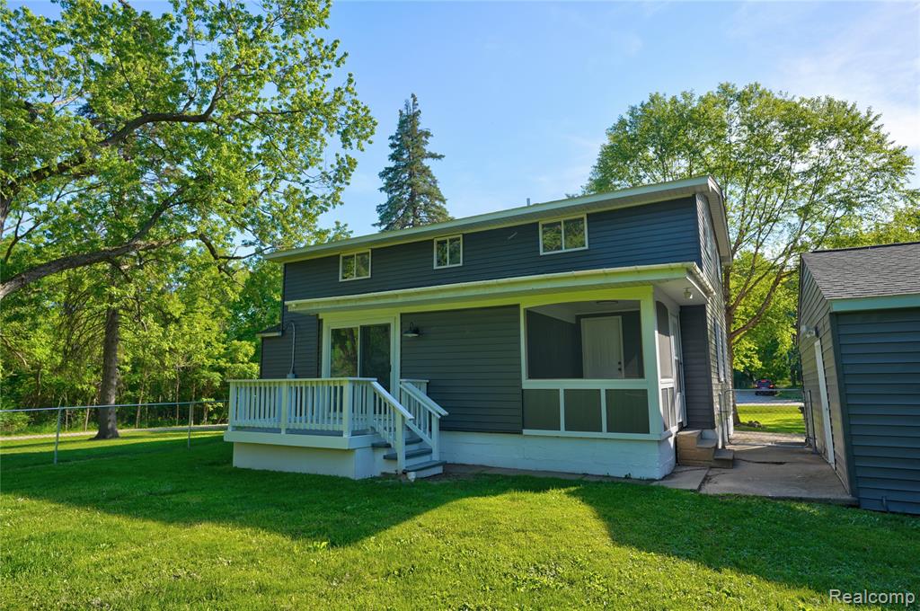 1460 West Silverbell Road Lake Orion, MI 48359 - Photo 14 of 69