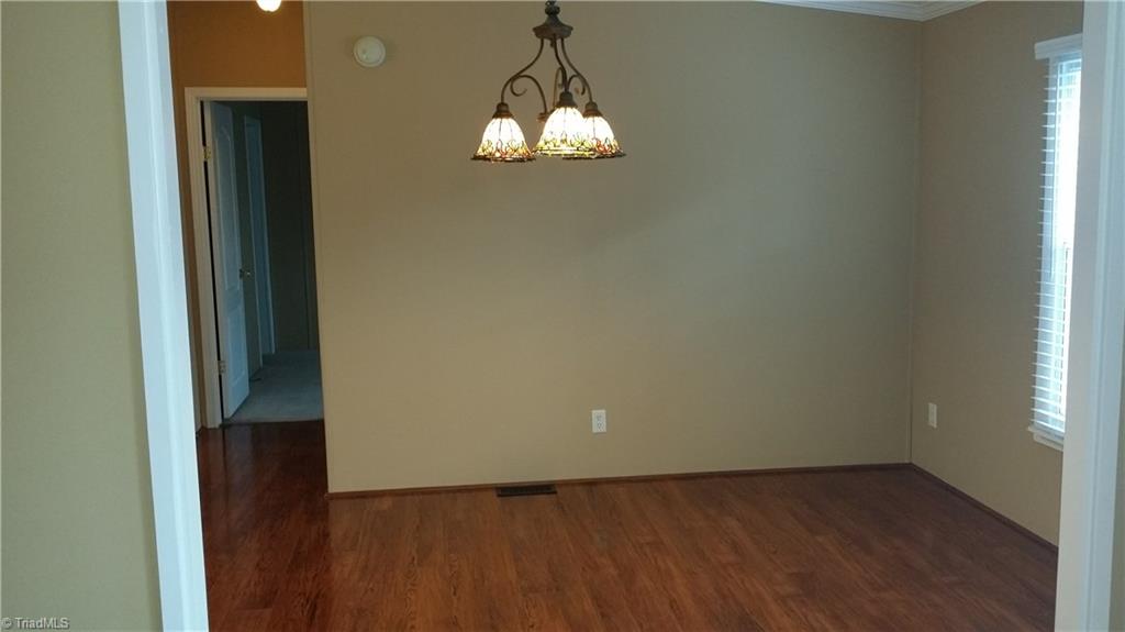 1650 Community Road Lexington, NC 27295 - Photo 6 of 17 Dining room