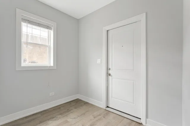 $2,193 | 6114 North Winthrop Avenue, Unit 1N, Chicago, IL 60660