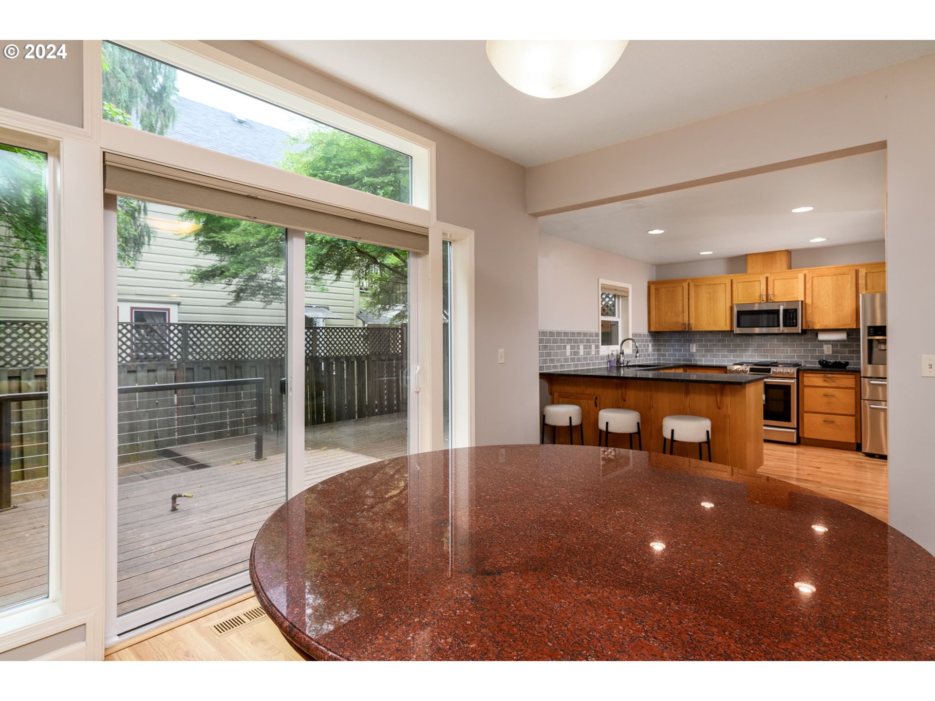 236 Southwest Whitaker Street Portland, OR 97239 - Photo 5 of 24 Gallery Image 5