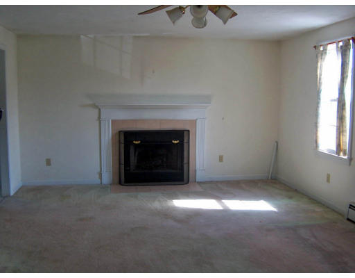 8 Clover Hill Road Sutton, MA 01590 - Photo 7 of 7