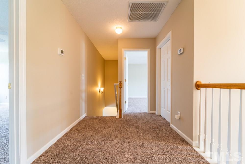 8027 Atamasco Circle Raleigh, NC 27616 - Photo 14 of 30 Hallway