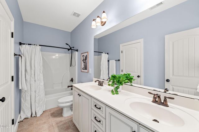 $790,000 | 4711 Brighton Ridge Drive, Apex, NC 27539