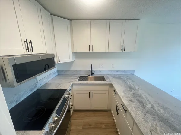 $2,200 | 350 Aoloa Street, Unit A129, Kailua, HI 96734