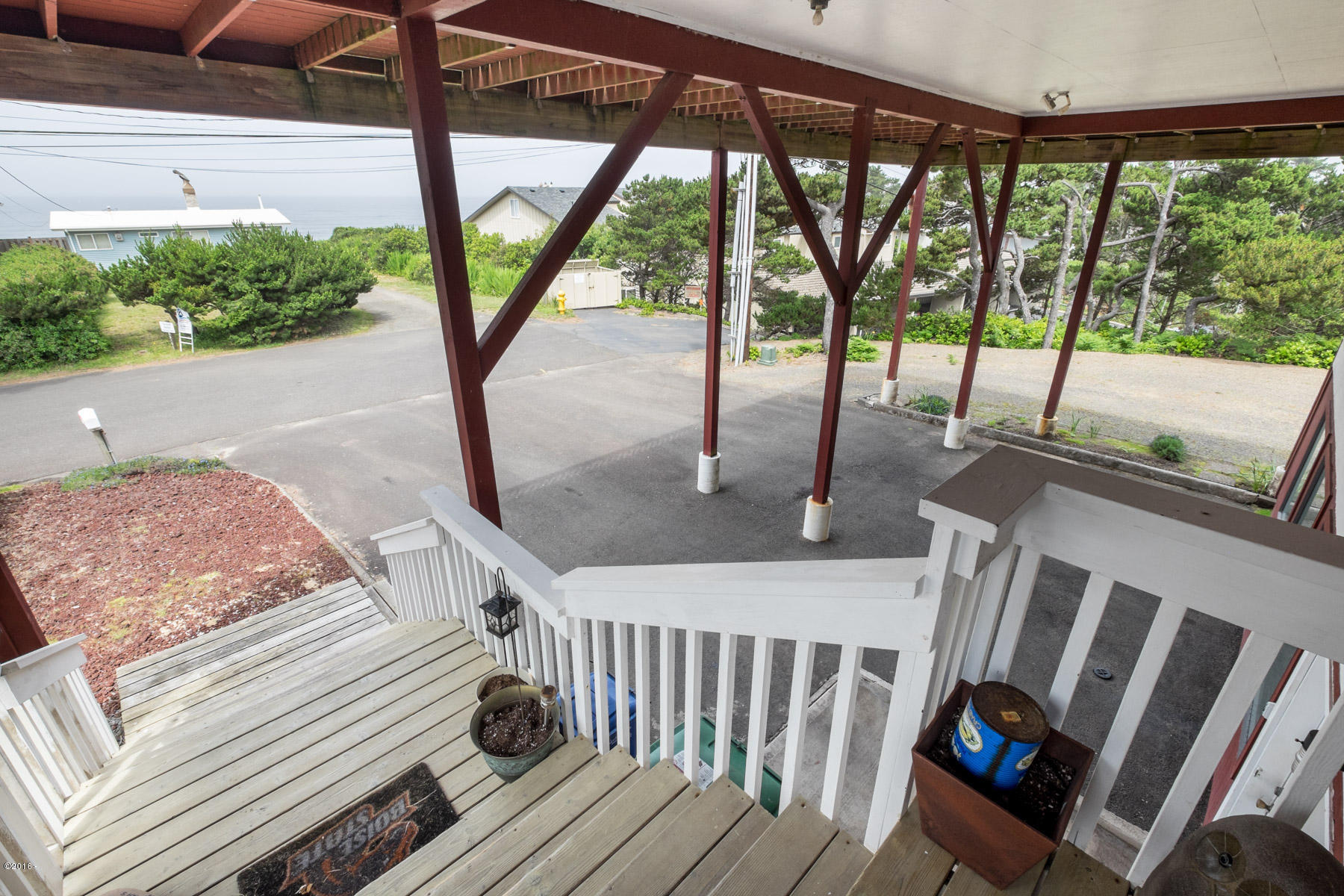 2324 Northwest Inlet Avenue Lincoln City, OR 97367 - Photo 38 of 41 Carport