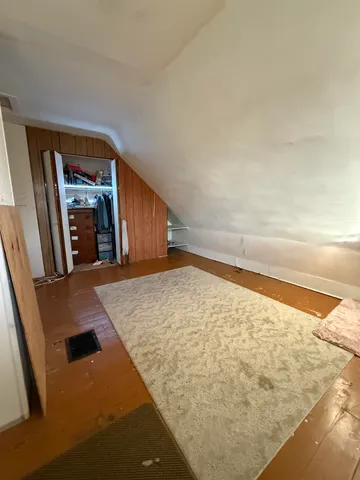 $129,900 | 305 Carney Boulevard, Marinette, WI 54143