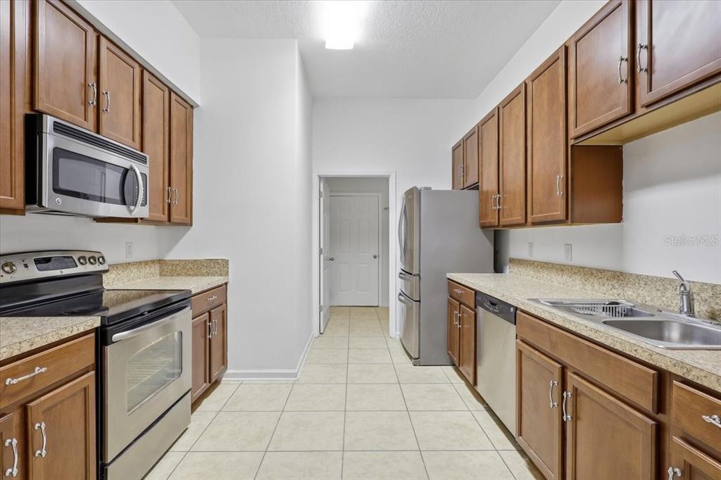 605 Golden Lake Loop St. Augustine, FL 32084 - Photo 3 of 41