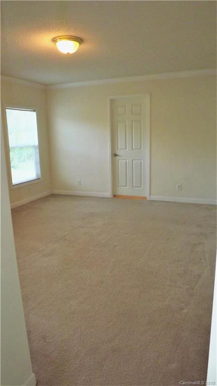 1652 Orchard Road Flat Rock, NC 28731 - Photo 12 of 25 Gallery Image 12