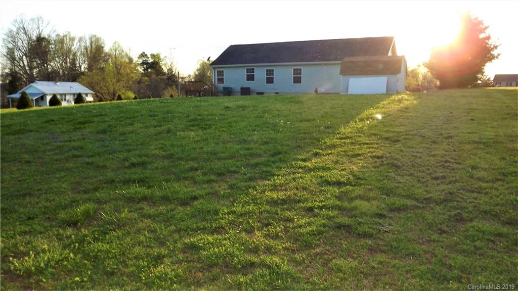 1652 Orchard Road Flat Rock, NC 28731 - Photo 3 of 25 Gallery Image 3